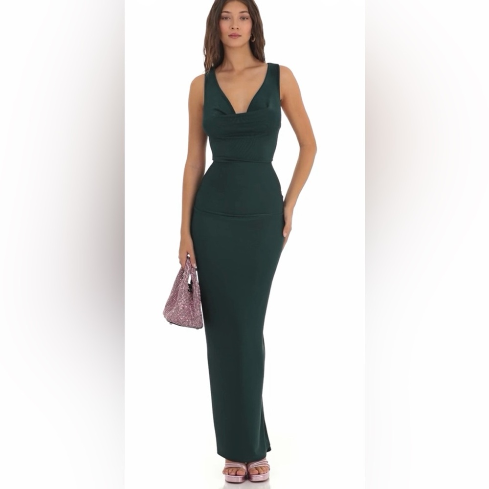 Elegant Green Sleeveless Dress